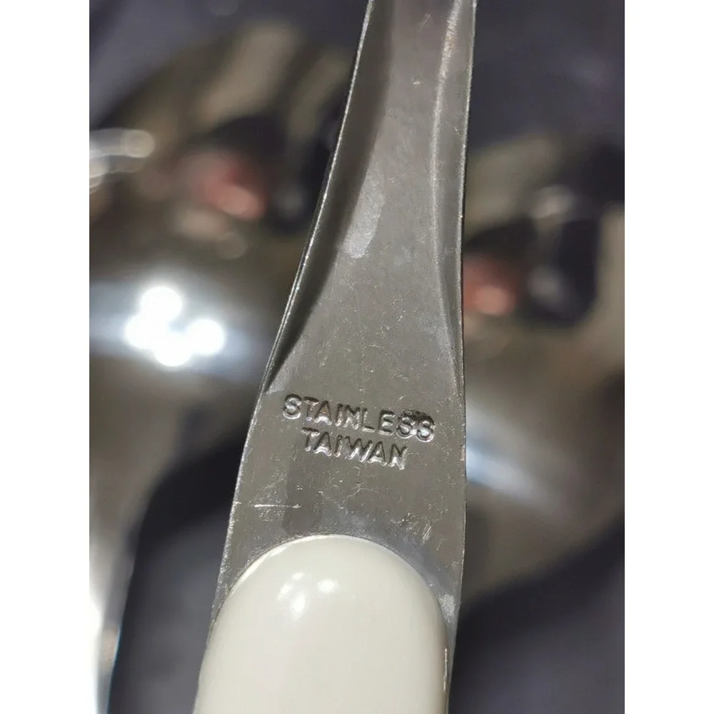 Lot Of 20 Tecnshan HOLIDAY HOSTESS Stainless Christmas Tree Silverware Flatware